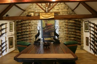 Firearm: Hardy Project X Woodland Hunter, with Freyr Ti mod