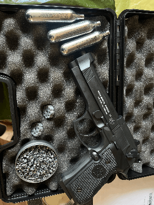 Firearm: Beretta 92 FS