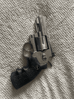 Firearm: ASG Dan Wesson 715