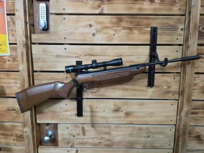 Firearm: Weihrauch HW 30 S Kit