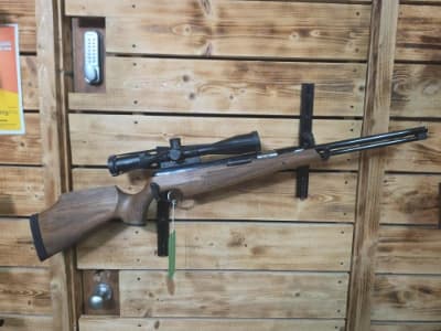 Firearm: Air Arms TX200 Walnut