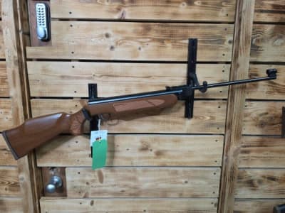 Firearm: Weihrauch HW 35 K
