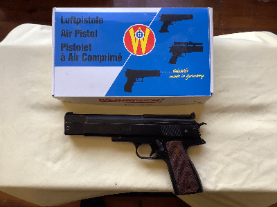 Firearm: Weihrauch HW 45 