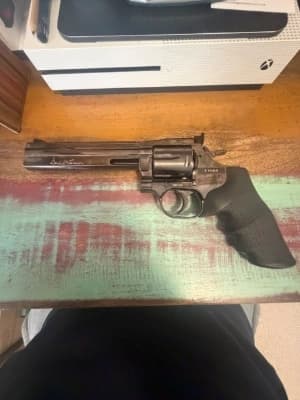 Firearm: ASG Dan Wesson 8 Inch